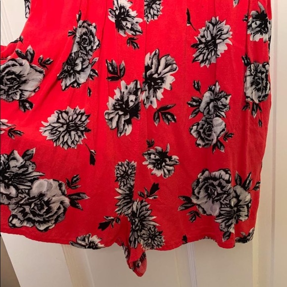 Romper - Picture 4 of 4